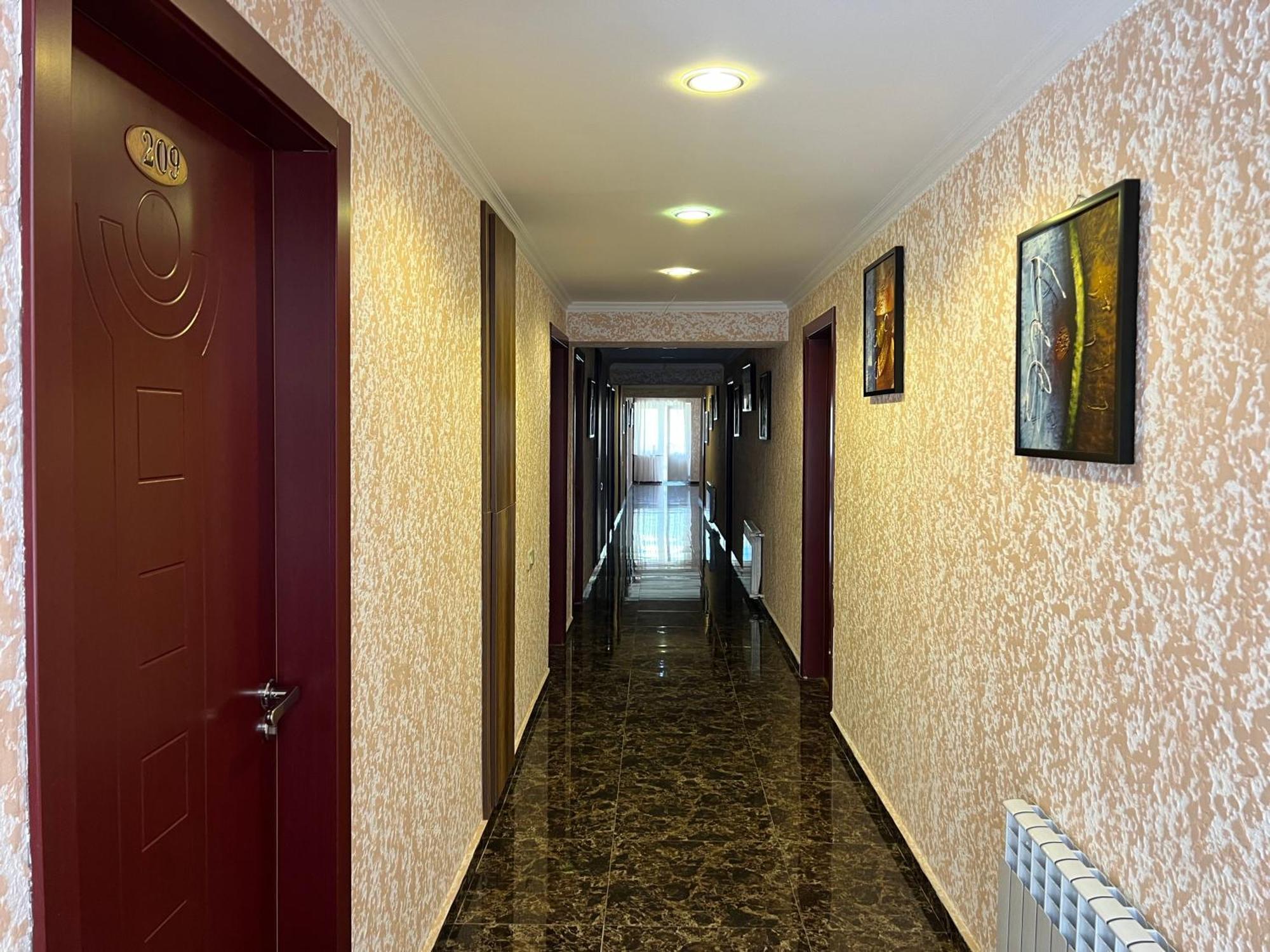 Hotel Iveria Abastumani Exterior foto